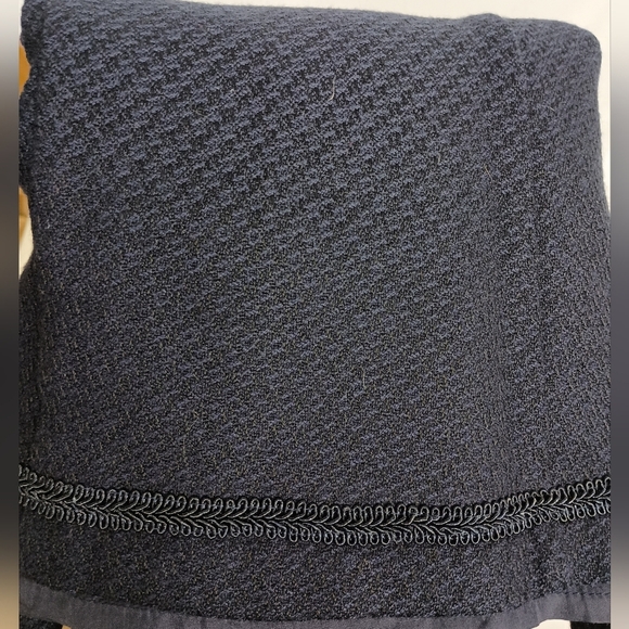 2/$30 Chic Navy Women's Wool Mini Skirt (#325) - Picture 8 of 8